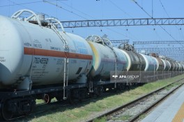 Транзитом через Азербайджан в Армению отправлены пропан и удобрения -ОБНОВЛЕНО-ФОТО 
