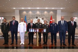 Министр обороны Азербайджана находится с рабочим визитом в Турции-ФОТО 