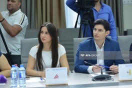 В Баку прошла международная конференция на тему «Медиа и деколонизация: возвышающиеся голоса, усиливающиеся нарративы»-ФОТО 