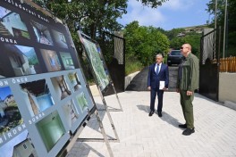Президент Ильхам Алиев ознакомился с работами, проделанными в селе Кичик Галадереси Шушинского района, встретился с жителями, вернувшимися в село-ФОТО 