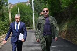 Президент Ильхам Алиев ознакомился с работами, проделанными в селе Кичик Галадереси Шушинского района, встретился с жителями, вернувшимися в село-ФОТО 