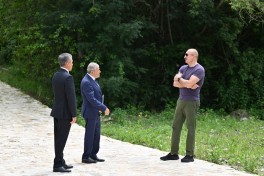 Президент Ильхам Алиев ознакомился с новым корпусом отеля Yasəmən в Шуше
