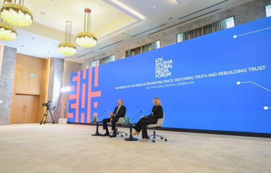 Президент Азербайджана прокомментировал вопрос FM-радио в электромобилях