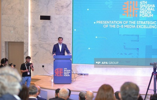 Помощник Президента Азербайджанской Республики — заведующий отделом внешней политики Администрации Президента Хикмет Гаджиев