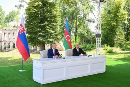 Президенты Азербайджана и Словакии выступили с заявлениями для прессы в Шуше-ВИДЕО -ФОТО -ОБНОВЛЕНО 