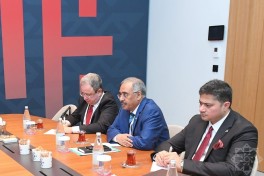 Хикмет Гаджиев встретился в Шуше с делегацией D-8