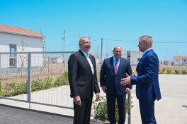 Президенты Азербайджана и Словакии ознакомились с работами, проводимыми в селе Баш Гервенд Агдамского района, был заложен фундамент здания школы-ФОТО 