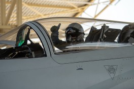 Военные лётчики выполнили задачи по боевому маневрированию на самолётах JF-17C, Су-25МЛ и Л-39 — ФОТО 