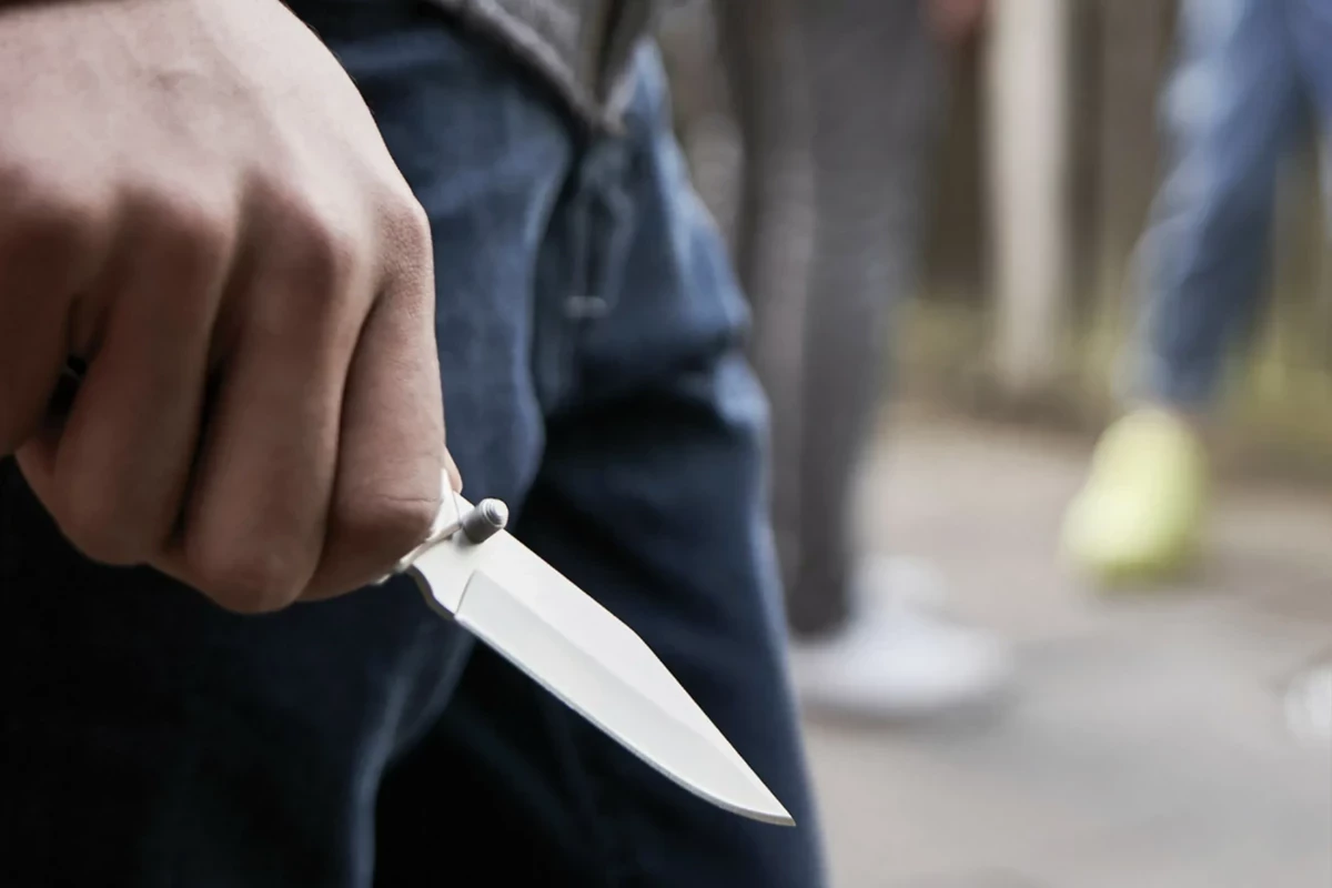 В Германии при нападении с ножом острадали восемь человек