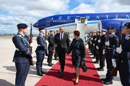 Президент Азербайджана Ильхам Алиев прибыл с официальным визитом в Германию