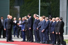 В Берлине состоялась церемония официальной встречи Президента Азербайджана