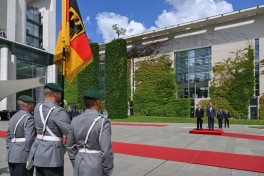 В Берлине состоялась церемония официальной встречи Президента Азербайджана