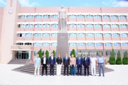 В Гёйгёле отметили День национальной прессы, был награждён сотрудник АПА