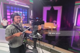 Азербайджанские журналисты ознакомились с работой ведущей государственной медиакорпорации Кыргызстана — ФОТО 