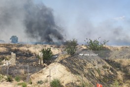 В Агдаме на бывшей линии соприкосновения продолжается пожар-ФОТО-ОБНОВЛЕНО-1 