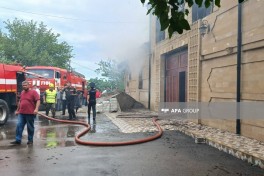 В Шамкирском районе произошёл пожар в жилом доме — ФОТО — ВИДЕО 
