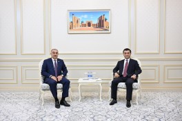 Рашад Мамедов вручил копию верительных грамот министру иностранных дел Узбекистана