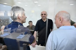 Апелляционный процесс по жалобам Араика Арутюняна и другнх продолжился выступлениями прокуроров