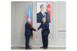 Премьер-министр Али Асадов встретился с генеральным прокурором Грузии