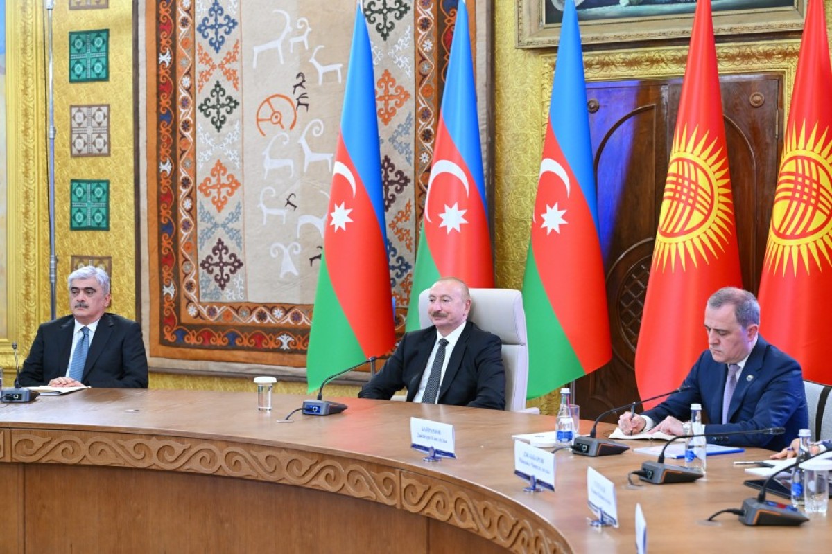 Президент Азербайджана: Меня радует успешная деятельность Кыргызско-Азербайджанского фонда развития
