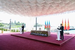 Президент Кыргызстана награждён орденом «Гейдар Алиев»-ФОТО 