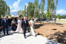На берегу озера Иссык-Куль состоялось открытие отеля Baku Resort & Spa-ФОТО 