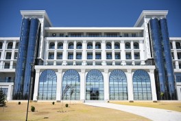 На берегу озера Иссык-Куль состоялось открытие отеля Baku Resort & Spa-ФОТО 