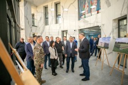 Закир Гасанов посетил ряд военных объектов в Грузии