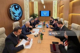 Азербайджанская делегация принимает участие в Международном экономическом форуме в Санкт-Петербурге