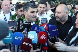 Сборная Азербайджана по мини-футболу, ставшая чемпионом Европы, вернулась на Родину - ОБНОВЛЕНО 