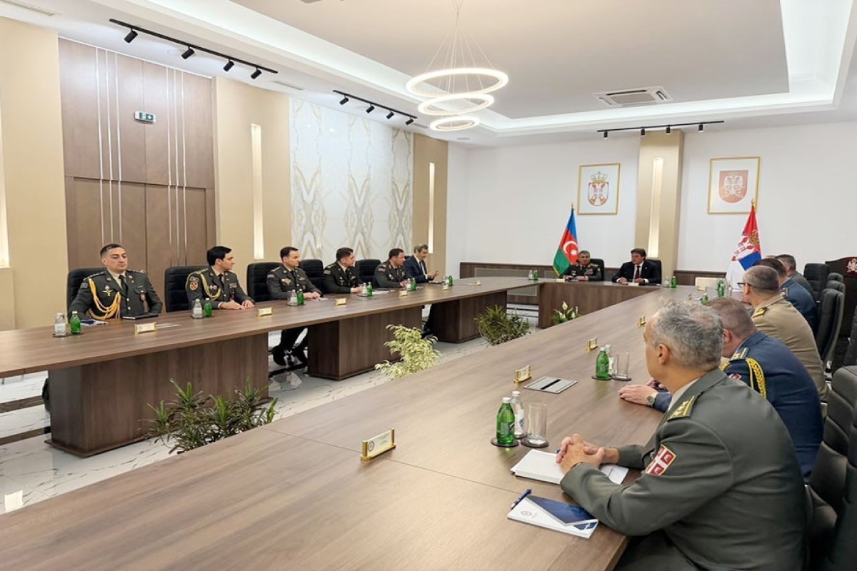 Министр обороны Азербайджана находится с визитом в Сербии