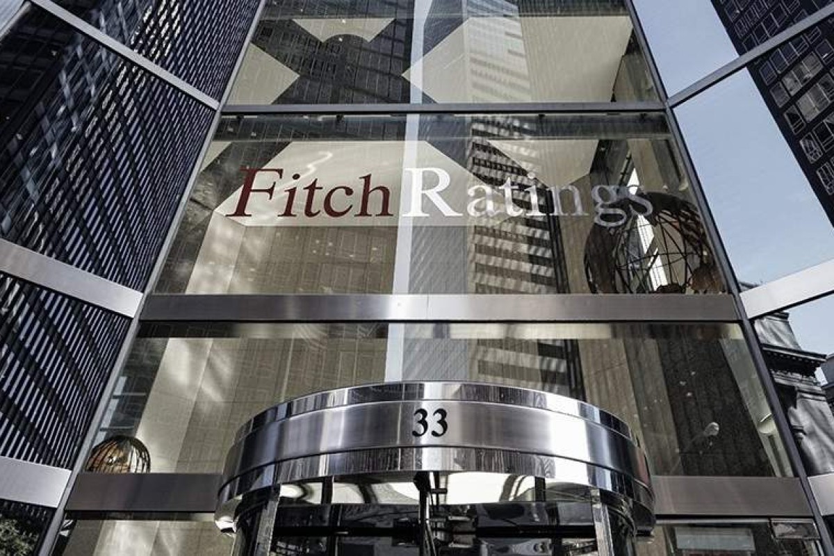 «Fitch» резко повысило прогноз по цене нефти из-за кризиса в Ормузском проливе