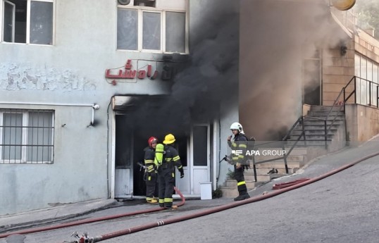 В Баку вспыхнул пожар на объекте - ФОТО, ВИДЕО-ОБНОВЛЕНО 