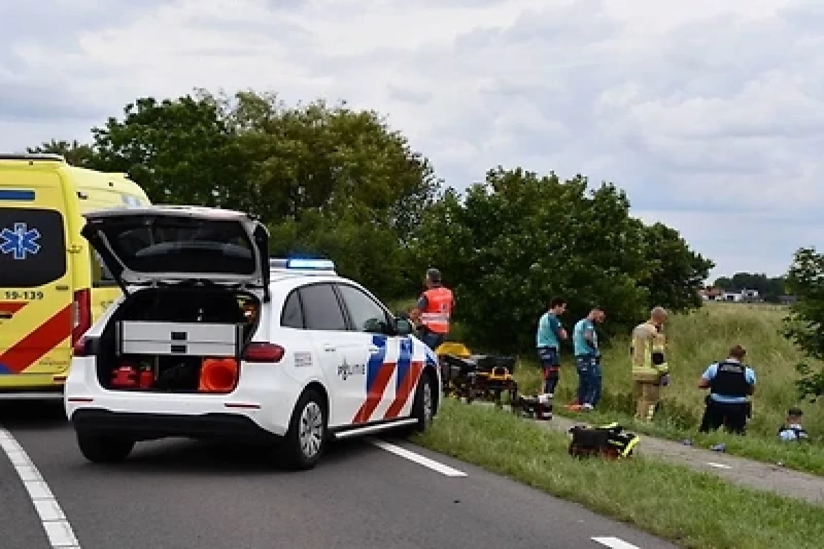 В Нидерландах число жертв наезда автомобиля на группу детей выросло до четырех