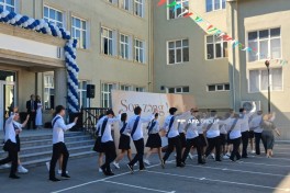 Министр науки и образования принял участие в мероприятии «Последний звонок» в Гяндже — ФОТО 