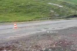 В Дашкесане сель нанёс серьёзный ущерб, произошло обрушение дороги — ФОТО 