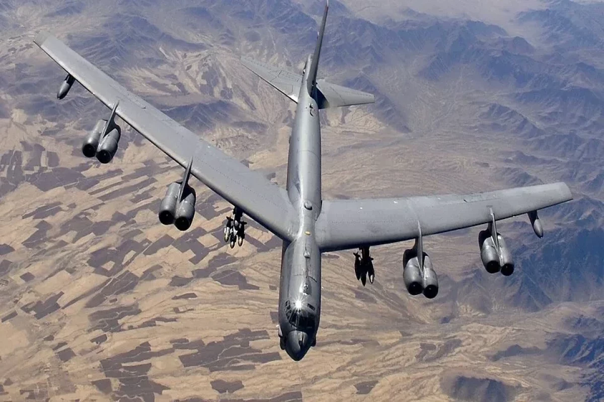 В США разбился бомбардировщик B-52