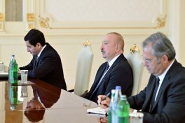 Президент Ильхам Алиев принял члена Палаты представителей Конгресса США