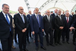 Участники заседания Координационного штаба ознакомились с работами, проводимыми в горноперерабатывающем комплексе «Демирли»