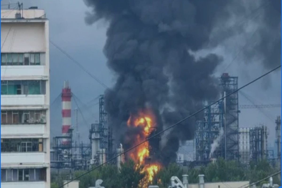 Несколько беспилотников атаковали Московский нефтеперерабатывающий завод