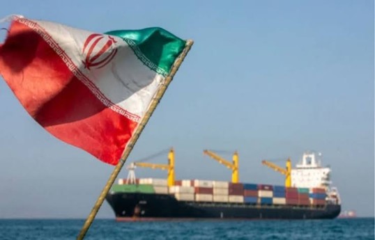 США сняли ограничения на экспорт части иранской нефти