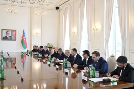 Состоялась встреча Президента Ильхама Алиева с Президентом Туркменистана в расширенном составе