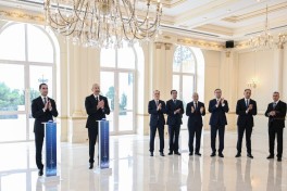 С участием президентов Азербайджана и Туркменистана состоялась онлайн-церемония передачи в дар нефтяного танкера «Достлуг»