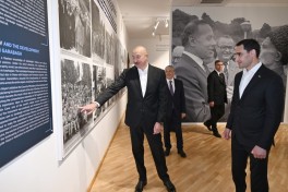 Президенты Азербайджана и Туркменистана ознакомились в Шуше с выставкой «Гейдар Алиев и Карабах»