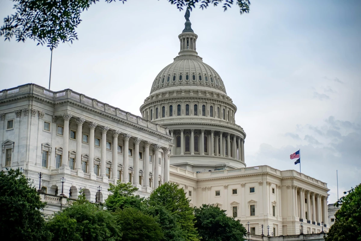 Сенат США принял резолюцию о прекращении войны с Ираном