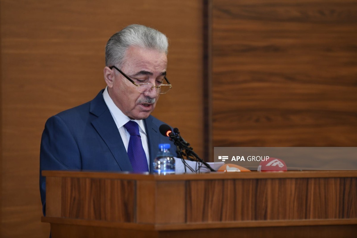 помощник Президента Азербайджанской Республики, заведующий отделом по территориально-организационным вопросам Администрации Президента Зейнал Нагдалиев