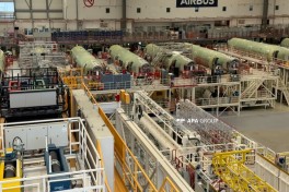 Представители СМИ посетили производственную площадку Airbus в Гамбурге-ФОТО 