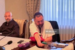 Руководители религиозных конфессий приняли участие в акции по сдаче крови в связи с днем Ашура-ФОТО 