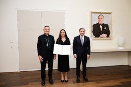 Лейла Алиева встретилась с руководителем Ватиканской апостольской библиотеки и Апостольского архива-ФОТО 