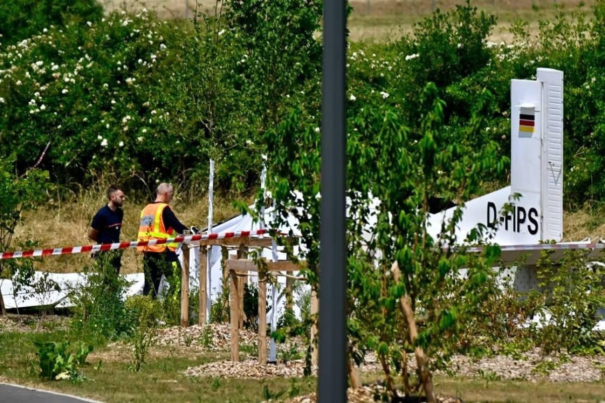 Во Франции назвали причину крушения самолета, в результате которого погибли 11 человек -<span class="red_color">ОБНОВЛЕНО
